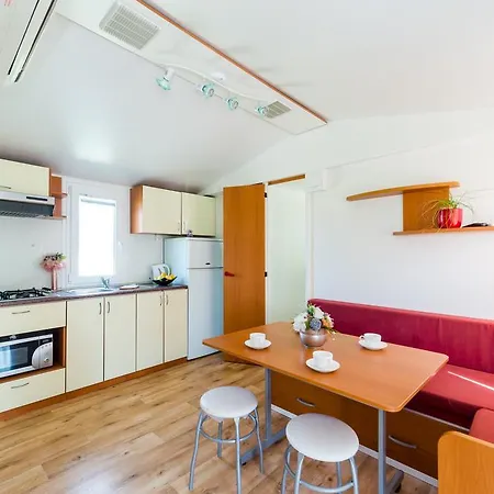 База отдыха Mobile Homes Plava Laguna Пакоштане