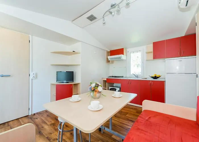 Mobile Homes Plava Laguna 홀리데이파크 파코스탄