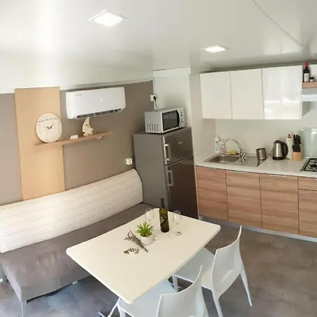 Mobile Homes Plava Laguna Пакоштане
