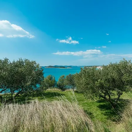 ホリデーパーク Mobile Homes Plava Laguna Pakoštane